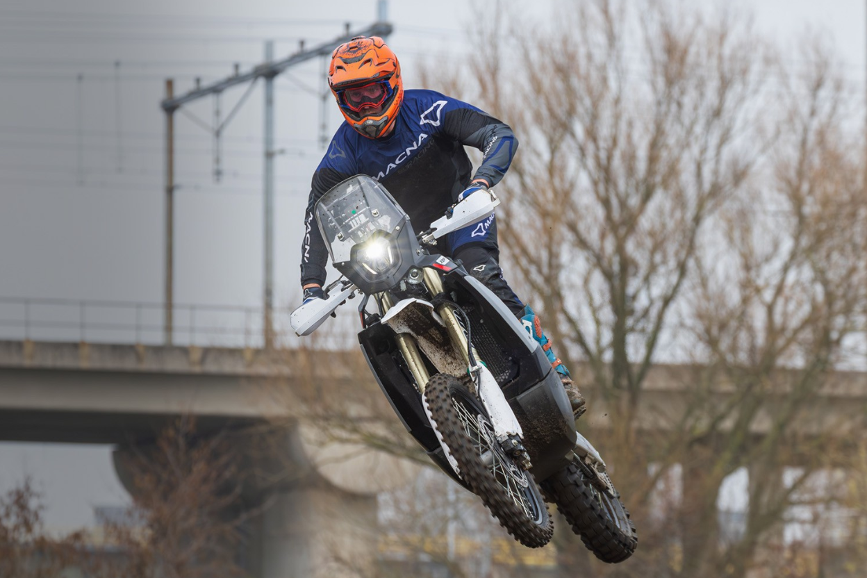 Abbigliamento Moto - Giacche, Pantaloni & Guanti