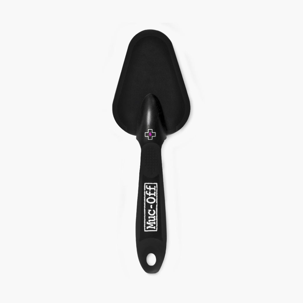Spazzola di Precisione per Mozzi e Punti Stretti Muc-Off Detailing Brush, articolo 53103 — Moon Bike
