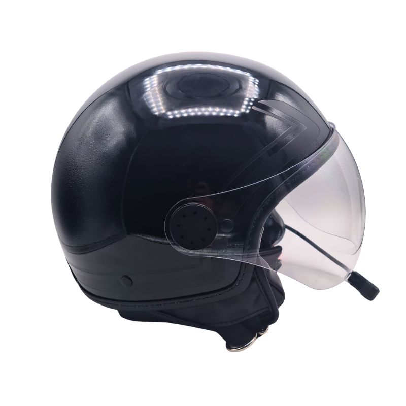Casco jet Vespa Mirror nero, vista di tre quarti posteriore con visiera trasparente