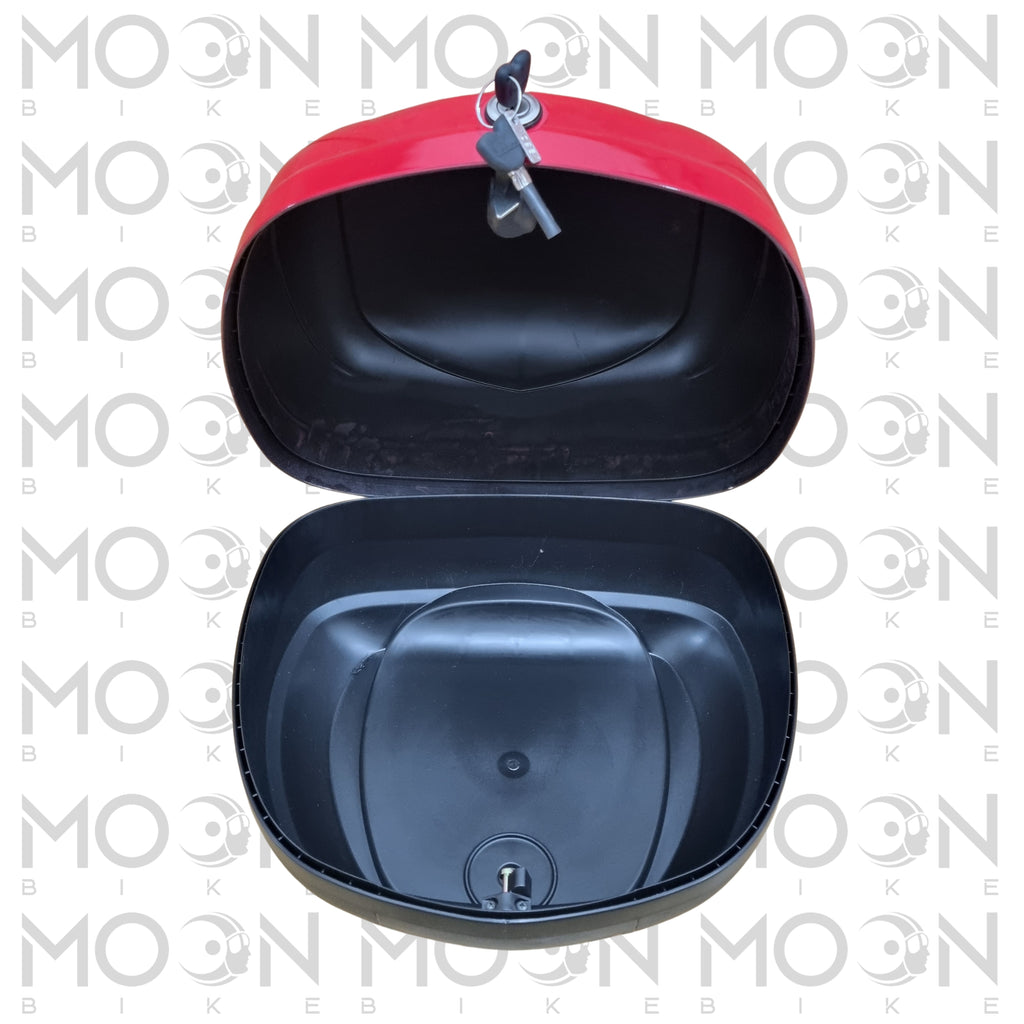 605022M0R7 BAULETTO ORIGINALE PIAGGIO LIBERTY S ROSSO DRAGON 894 NO PIASTRA