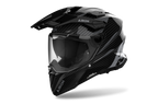 Airoh Commander 2 Full Carbon carbonio lucido casco adventure, tre quarti anteriore destra, visiera chiusa