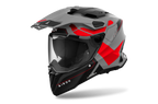 Airoh Commander 2 Reveal grigio e rosso opaco casco adventure, tre quarti anteriore destra, visiera chiusa