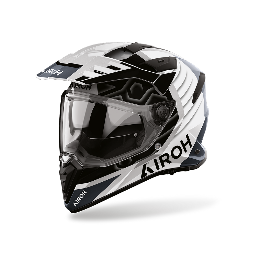 Airoh Bandit BADX-X Cube Grigio Lucido (BATC16), casco adventure visto di tre quarti dal lato sinistro, grafica grigia, bianca e nera, lucida