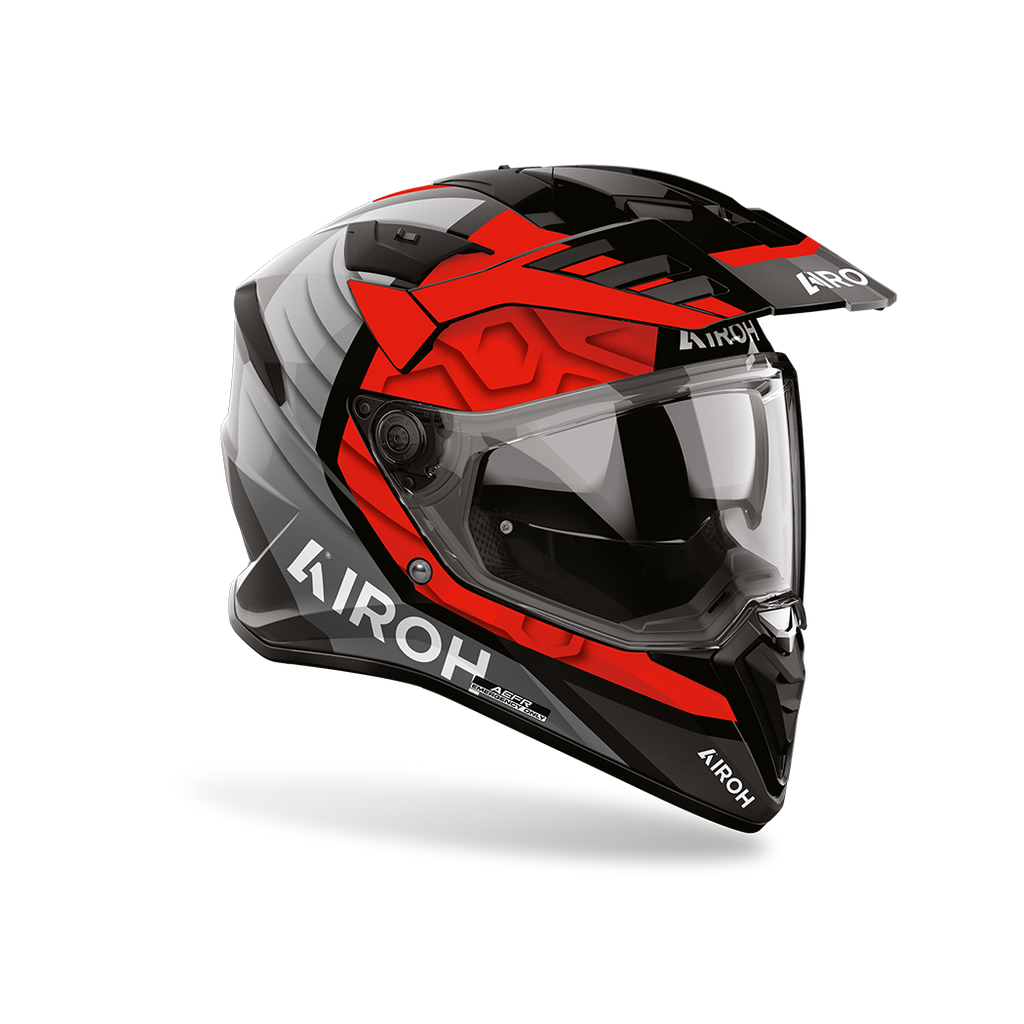 Airoh Bandit BADX-X Cube Rosso Lucido visto di tre quarti dal lato destro, con frontino e visiera