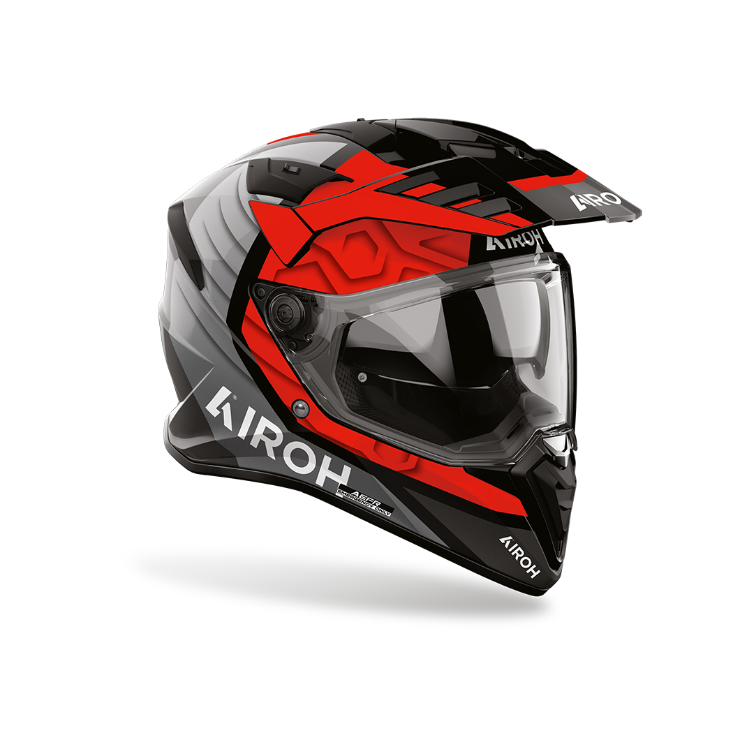 Airoh Bandit BADX-X Cube Rosso Lucido visto di tre quarti dal lato destro, con frontino e visiera