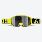 Airoh Blast XR1 giallo fluo opaco in primo piano frontale, lente specchio argento e telaio TPU