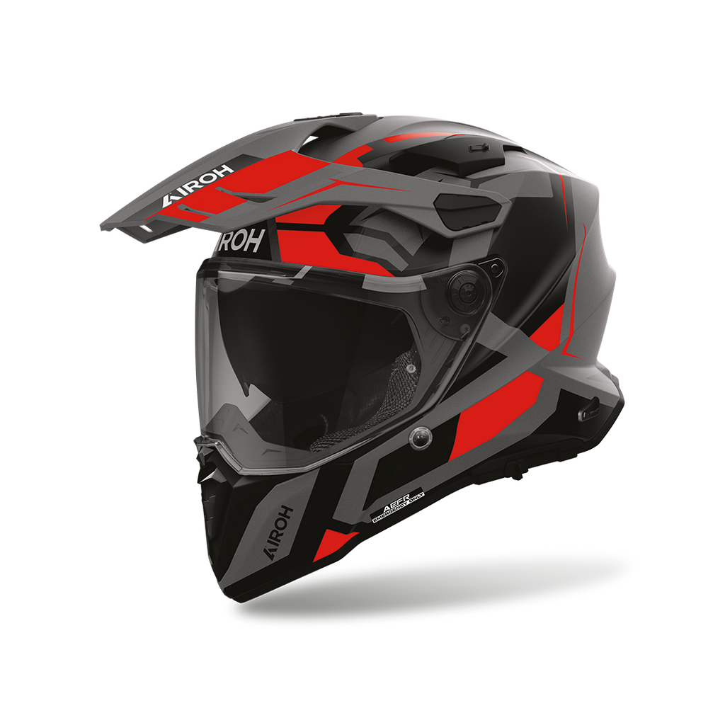 Airoh Commander 2 Polar Rosso Opaco (CM2P55), casco adventure visto di tre quarti dal lato sinistro, grafica grigio antracite e rossa, opaca