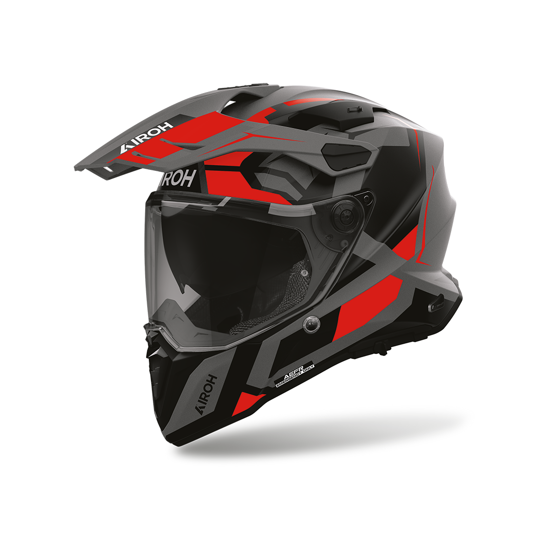 Airoh Commander 2 Polar Rosso Opaco (CM2P55), casco adventure visto di tre quarti dal lato sinistro, grafica grigio antracite e rossa, opaca