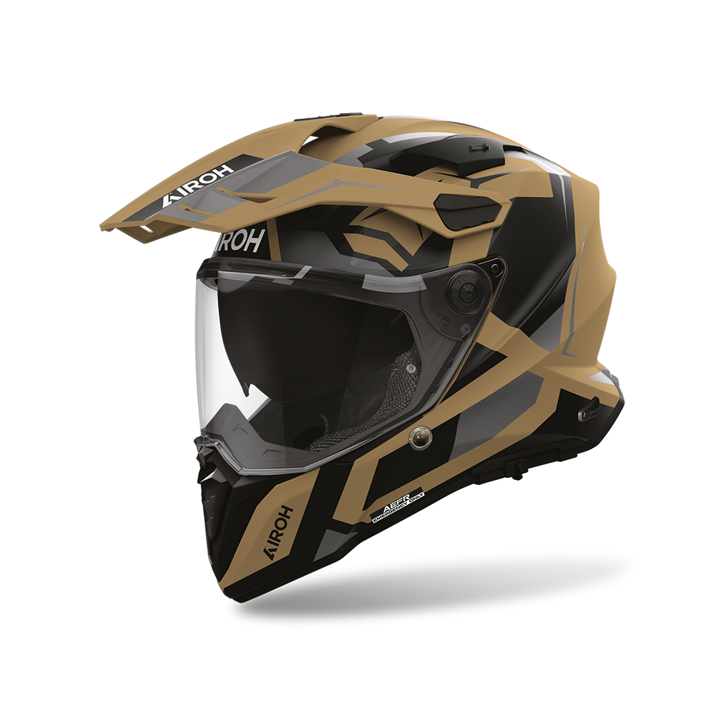 Airoh Commander 2 Polar Sabbia Opaco (CM2P90), casco adventure visto di tre quarti dal lato sinistro, grafica sabbia e nera, opaca