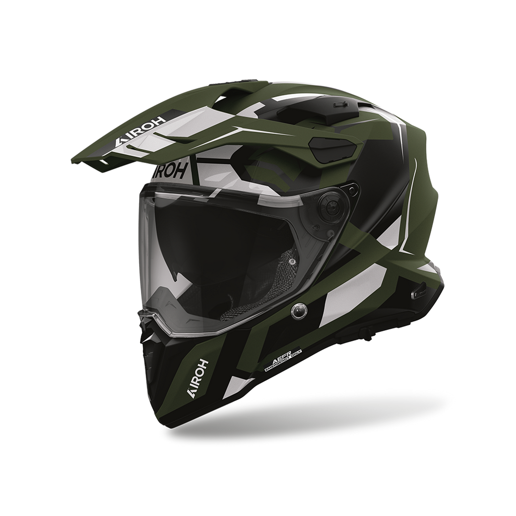 Airoh Commander 2 Polar Verde Militare Opaco (CM2P70), casco adventure visto di tre quarti dal lato sinistro, grafica verde militare, nera e bianca, opaca