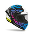 Airoh Connor Spotted Lucido (CNSP38), casco integrale visto di tre quarti anteriore, grafica bianca e nera con macchie azzurre, fucsia e viola e dettagli giallo fluo