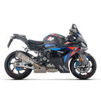 BMW M 1000 RR nera in livrea M con terminale Arrow Pista in titanio, vista laterale destra