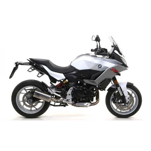 BMW F 900 XR bianca con impianto di scarico Arrow, vista laterale destra