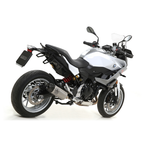 BMW F 900 XR bianca con impianto di scarico Arrow, vista di tre quarti posteriore