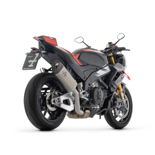 Aprilia Tuono V4 nera di tre quarti posteriore con impianto di scarico Arrow linea Pista