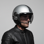 Casco jet Momo Design FGTR EVO E2206 grigio opaco indossato, vista di profilo