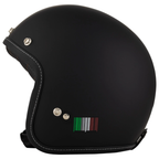 Casco jet Vespa P-Xential 2.0, lato destro con tricolore italiano e bottoni a pressione