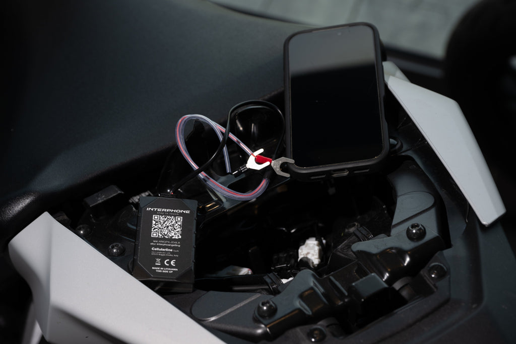 Interphone Angel Link Localizzatore GPS Antifurto Cablato INTERPHOANGELLINK: localizzatore installato con telefono