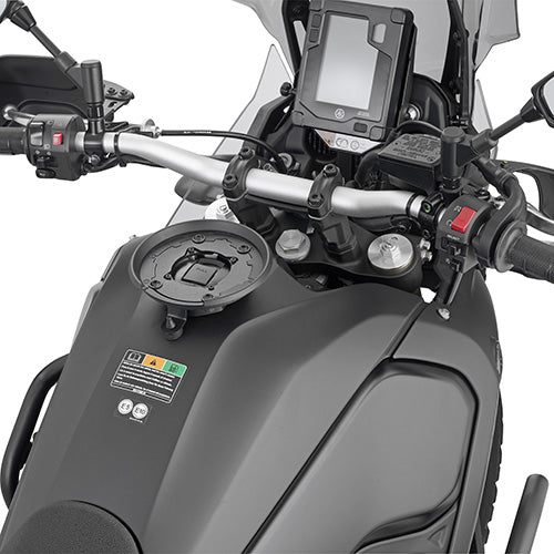 Flangia Tanklock Kappa BF61K montata sul serbatoio di una Yamaha Ténéré 700, foto del prodotto
