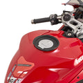 Flangia Tanklock Kappa BF77K nera e argento montata sul serbatoio rosso di una Ducati, foto ufficiale Kappa