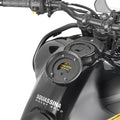 Flangia Tanklock Kappa BF92K montata sul serbatoio di una Royal Enfield Himalayan 450, foto del prodotto
