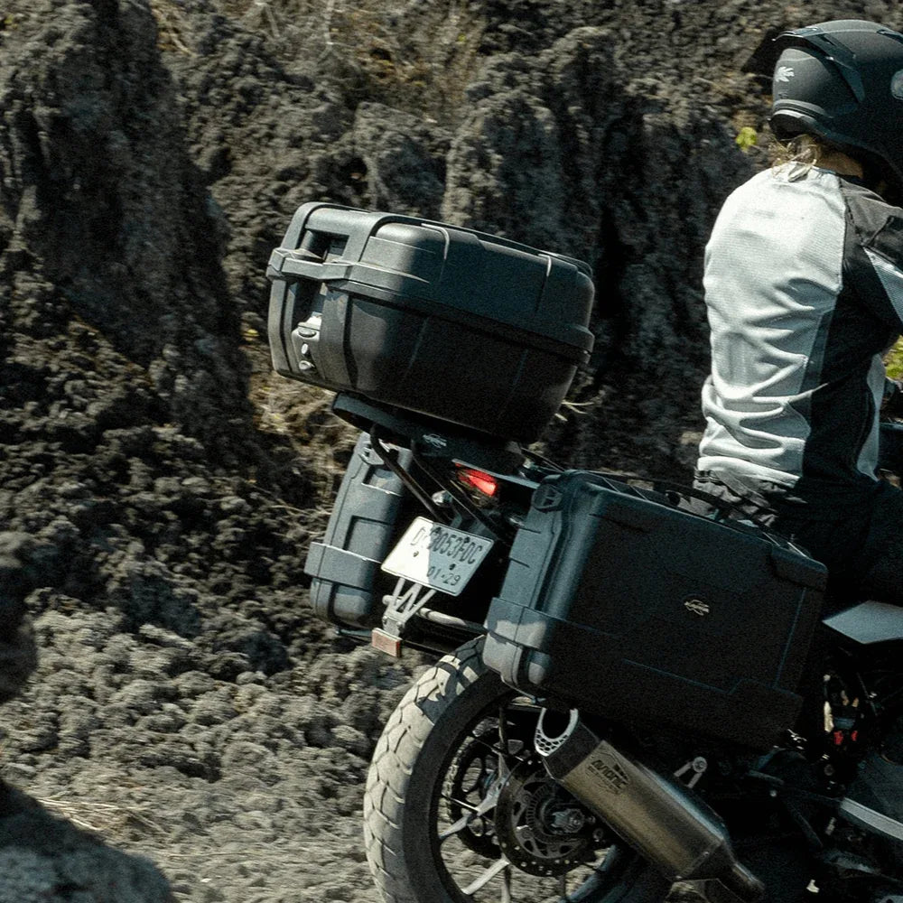 Bauletto Kappa KGR52NN Garda Lite su moto in montagna