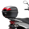 Attacco posteriore Kappa KR1153 per bauletto Monolock montato su Honda Vision, bauletto non incluso, foto ufficiale Kappa