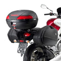 Attacco posteriore Kappa KR121 su Suzuki Gladius 650 con bauletto e valigie non inclusi, foto ufficiale Kappa