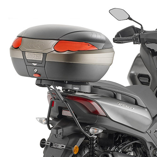 Attacco posteriore Kappa KR2149 su scooter Yamaha con un bauletto Kappa montato, bauletto non incluso, foto ufficiale Kappa