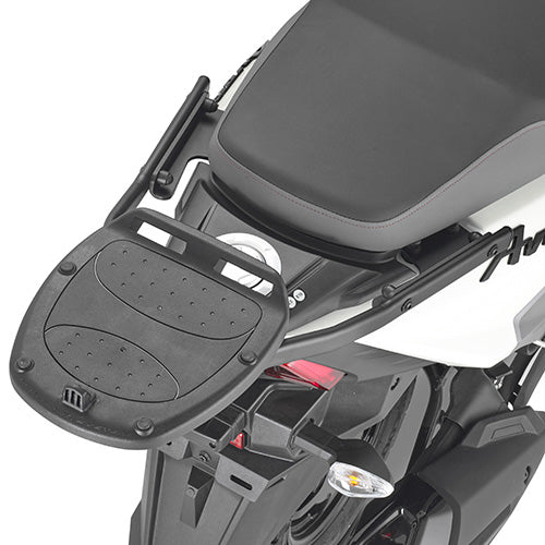 Attacco posteriore Kappa KR3124 nero con piastra Monolock montato su Suzuki Avenis 125, bauletto non incluso, foto ufficiale Kappa