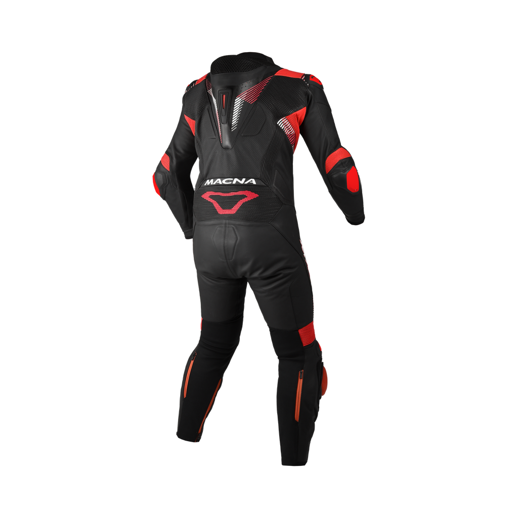 Macna Armadyl 1pc 166.4211.123, retro nero e rosso con gobba Aeroback