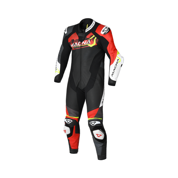 Macna Blitz 1pc 166.4213.137 tuta in pelle nera, rossa e giallo fluo, fronte