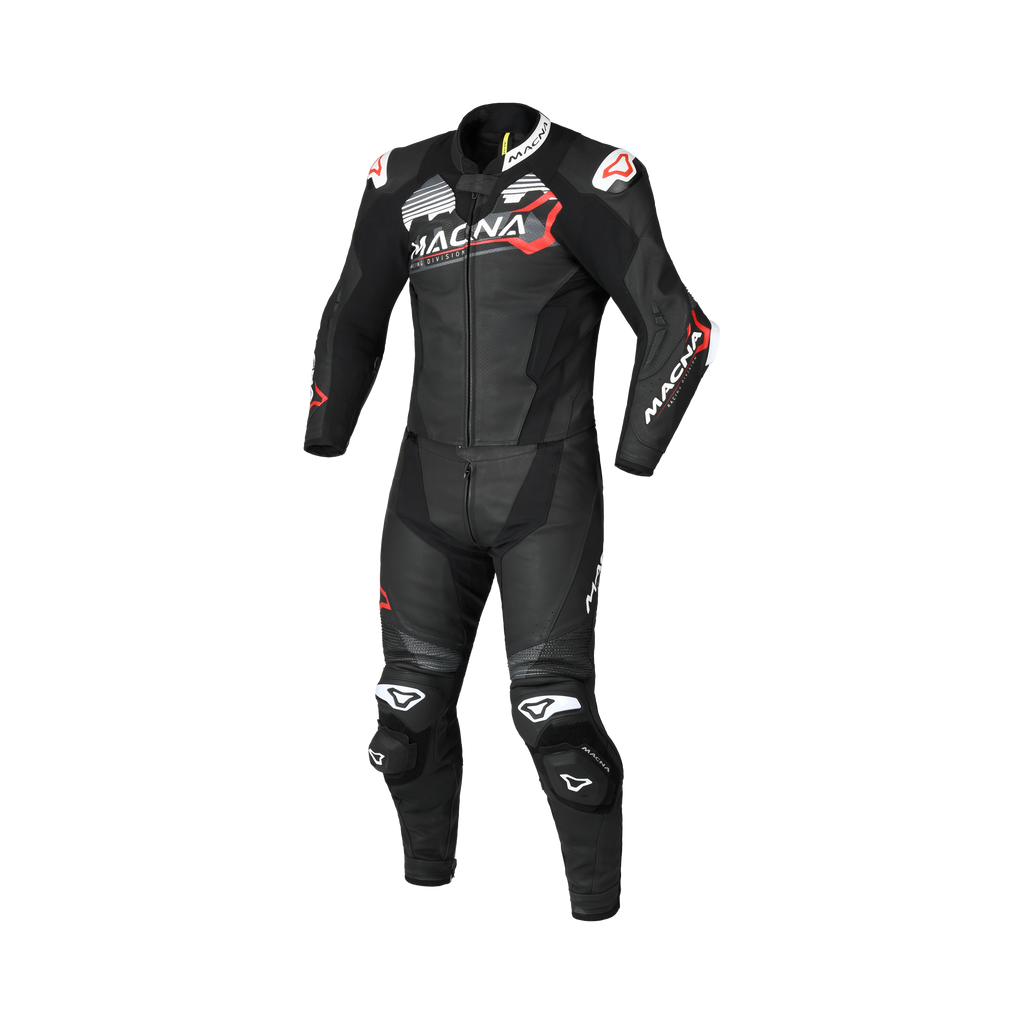Macna Blitz 2pc 166.4110.123 tuta moto divisibile in pelle nero bianco, vista frontale