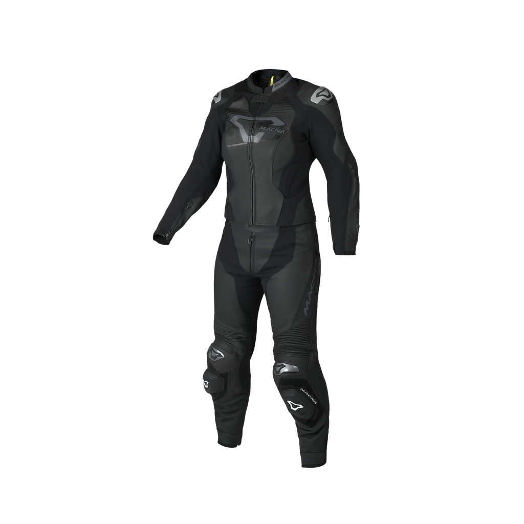 Macna Blitz Donna 2pc 166.4155.101 tuta moto divisibile in pelle nera, vista frontale