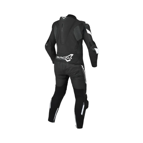 Macna Chromiq 1pc 166.4212.120 tuta pelle nero e bianco, retro con gobba Aeroback