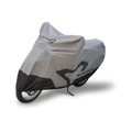Macna Moto Mantle Indoor telo coprimoto da interno grigio e nero, su fondo bianco