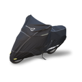 Macna Moto Mantle Premium DLX telo coprimoto nero, su fondo bianco