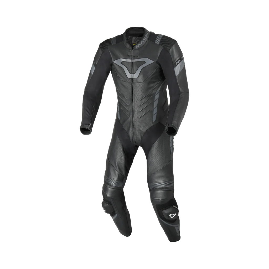 Macna Varshall 1pc Nero tuta moto intera in pelle CE Classe AA uomo, vista fronte