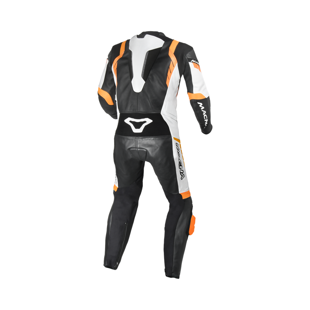 Macna Varshall 1pc Nero/Bianco/Arancio tuta moto intera in pelle CE Classe AA uomo, vista retro