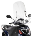 Parabrezza Kappa 186AK trasparente 58x68 cm montato su uno scooter, vista frontale con le staffe di fissaggio