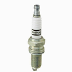 Candela Champion RL82C resistiva, isolante bianco e filetto corto Ø 14 mm per Vespa PX 125 e 150