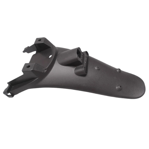Paraschizzi portatarga Piaggio 576382000C vista laterale: plastica nera goffrata con supporto targa integrato