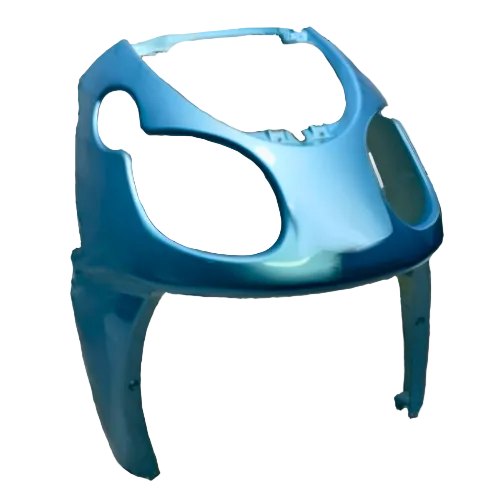 Scudo anteriore Piaggio 65324900AF Azzurro Sky per Carnaby 125 e 200, vista frontale con sedi dei fari e delle frecce