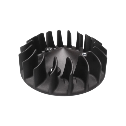 Ventola volano magnete Piaggio 825430 in plastica nera, pale radiali curve e mozzo centrale con inserti metallici