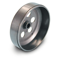Campana frizione Piaggio 8440494 in acciaio da 134 mm per scooter 125-300 4T, vista tre quarti