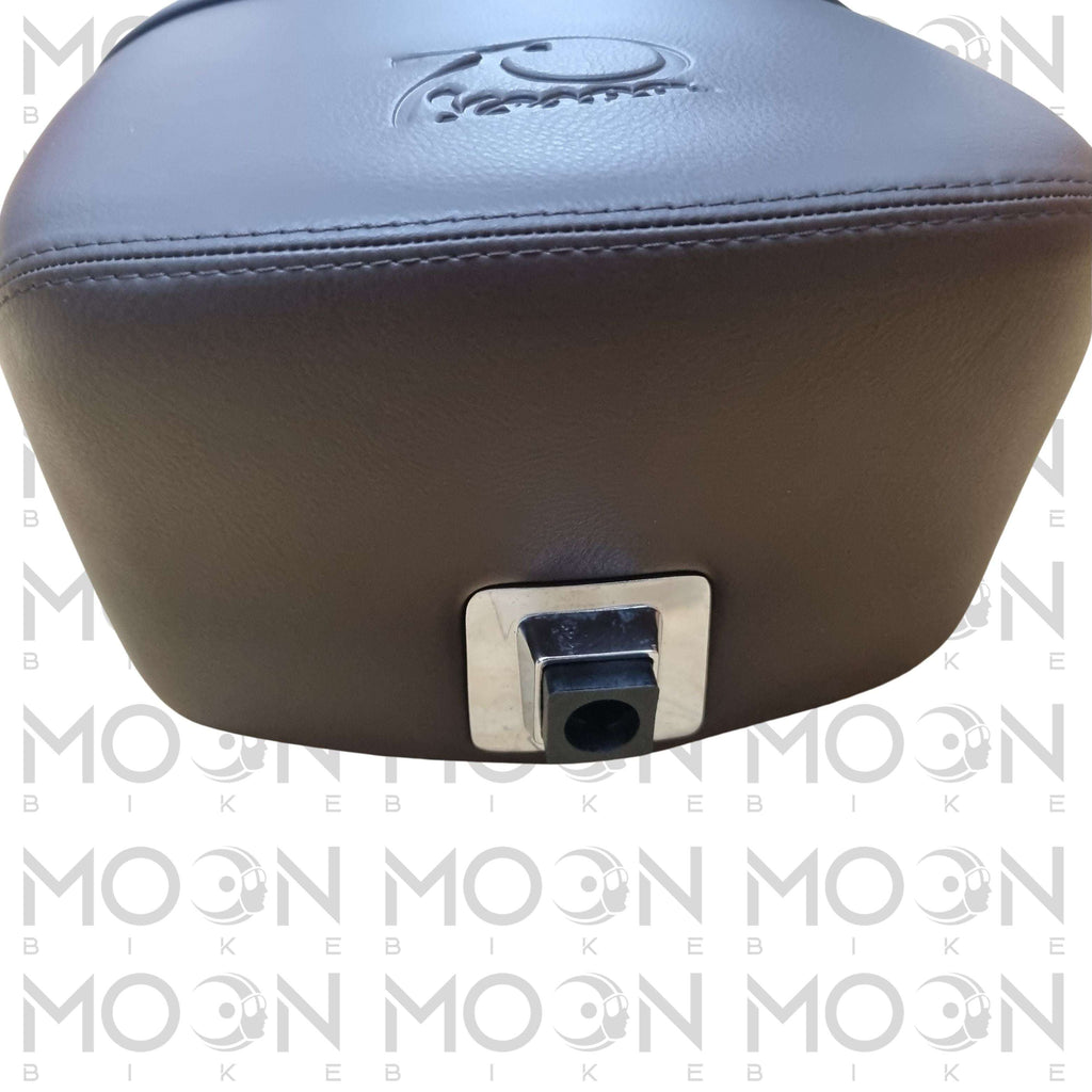 Sella Completa Marrone Vespa PX 70° Anniversario Originale Piaggio 1B003671 - Moon Bike S.r.l.Sella ScooterPiaggioMoon Bike S.r.l.