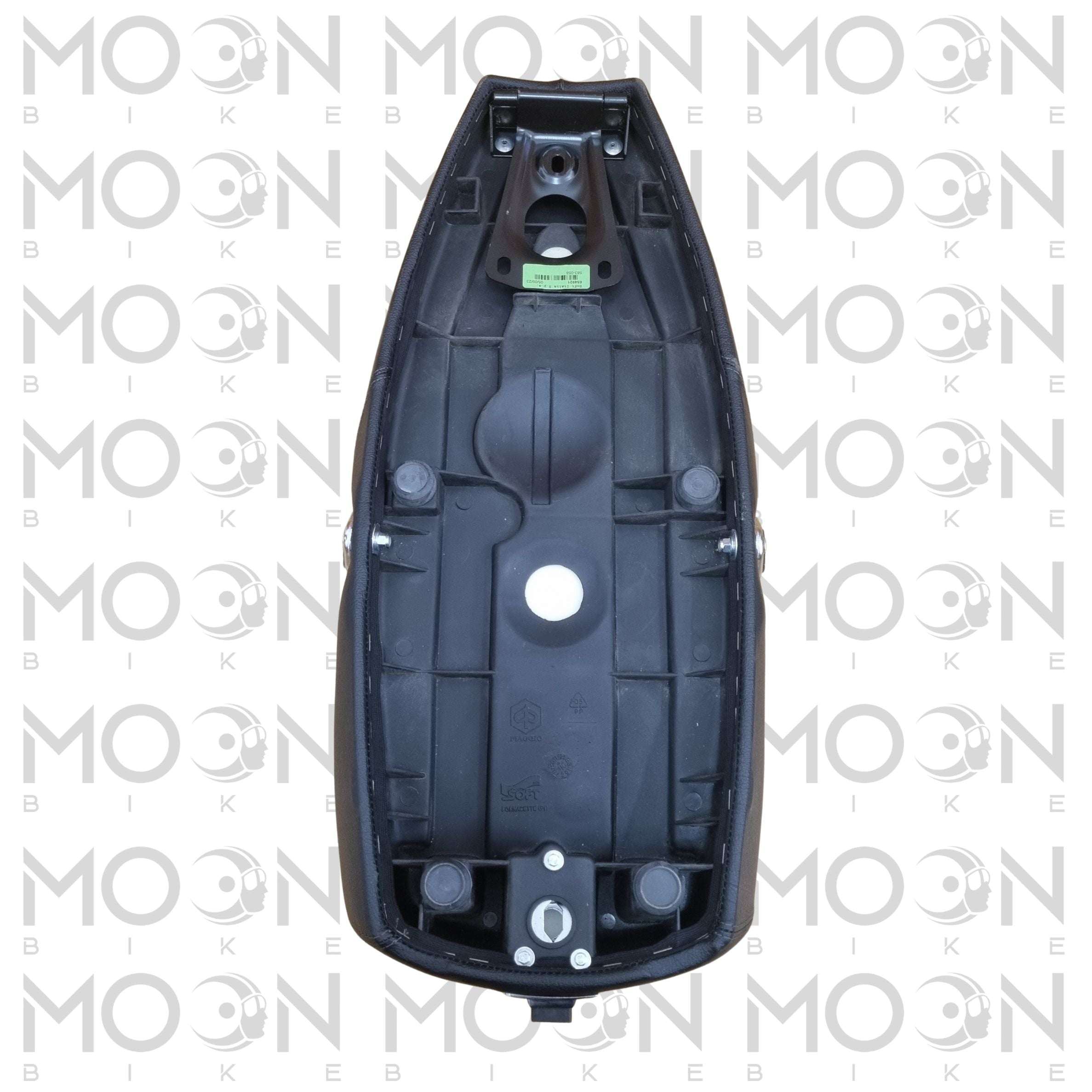 Sella Originale Piaggio Vespa PX 125 150 200 30 Anni Nera COD 654921 - Moon Bike S.r.l.SELLAPiaggioMoon Bike S.r.l.