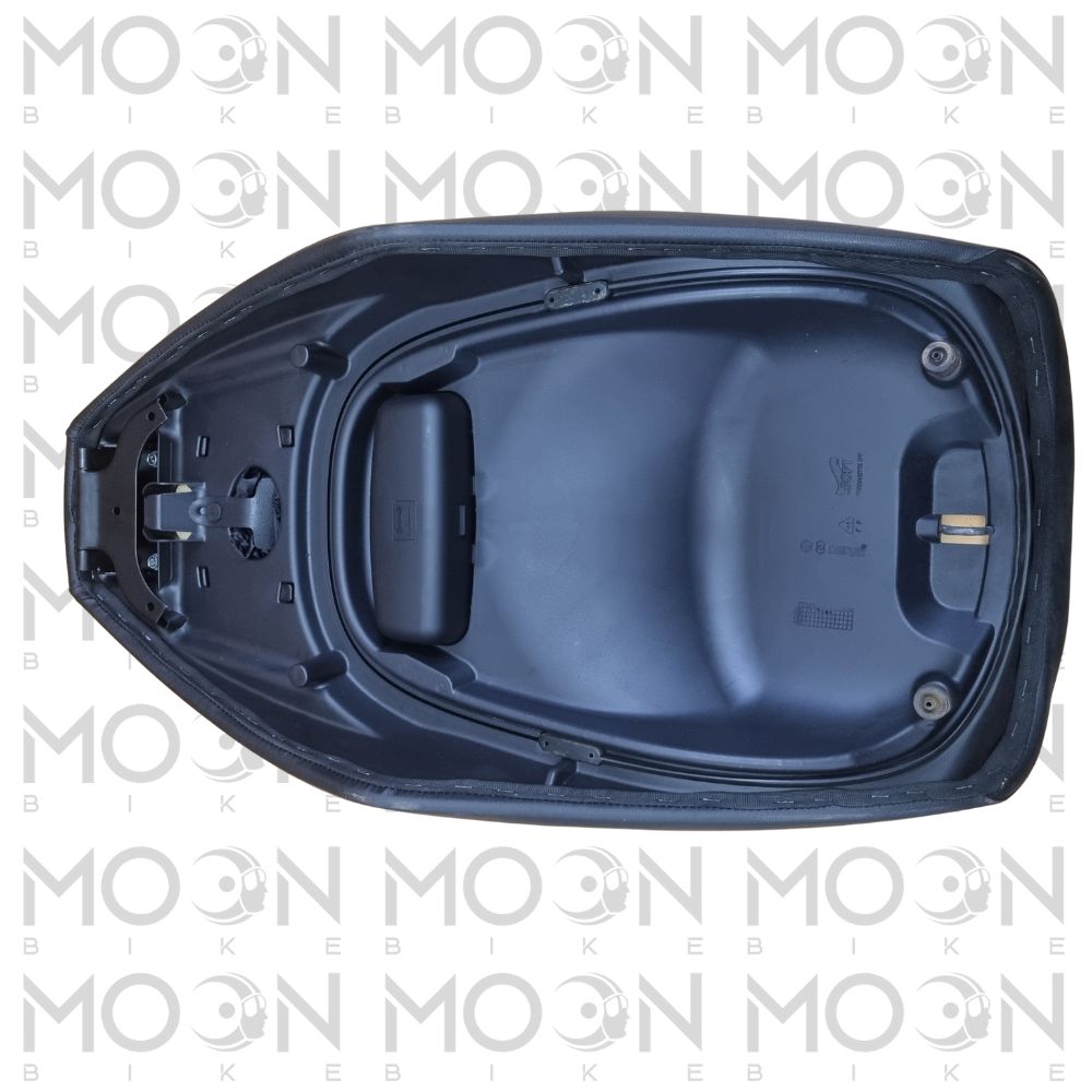 Sella Originale Piaggio X8 400 2006 - 2008 Seduta Scooter Blu 62365900EI - Moon Bike S.r.l.SELLApiaggioMoon Bike S.r.l.