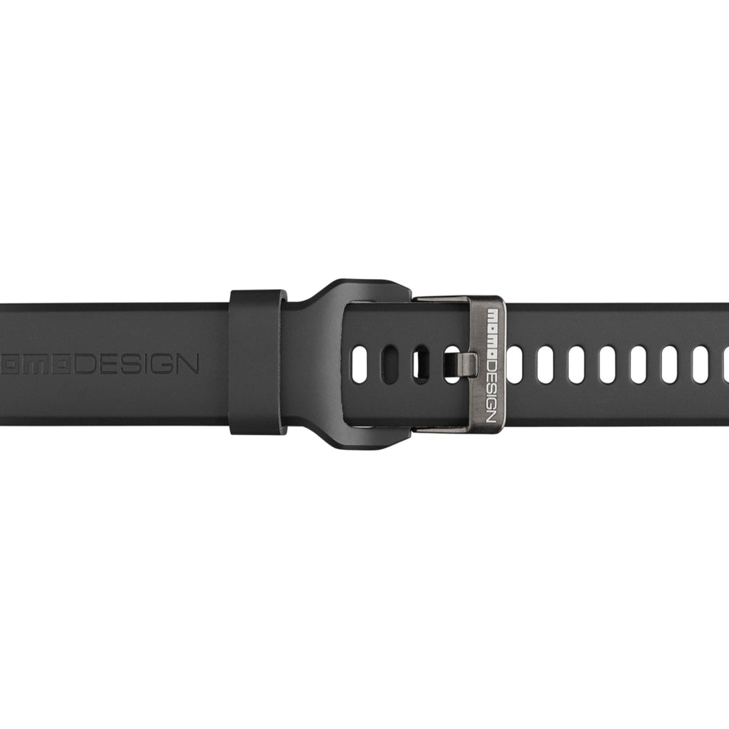 Dettaglio del cinturino e della fibbia dello smartwatch Momo Design Stealth nero