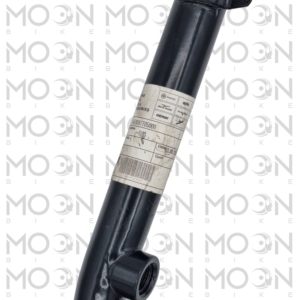 Tubo Radiatore Acqua Piaggio Porter 1000 - 1300 Benzina GPL Metano 1992 - 2010 Originale 1650887Z05000 - Moon Bike S.r.l.Ricambi Piaggio PorterPiaggio CommercialMoon Bike S.r.l.
